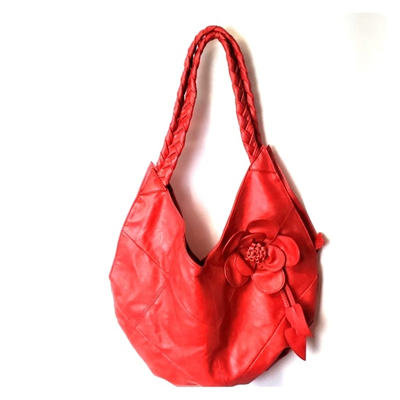Distressed red vintage style purse a41